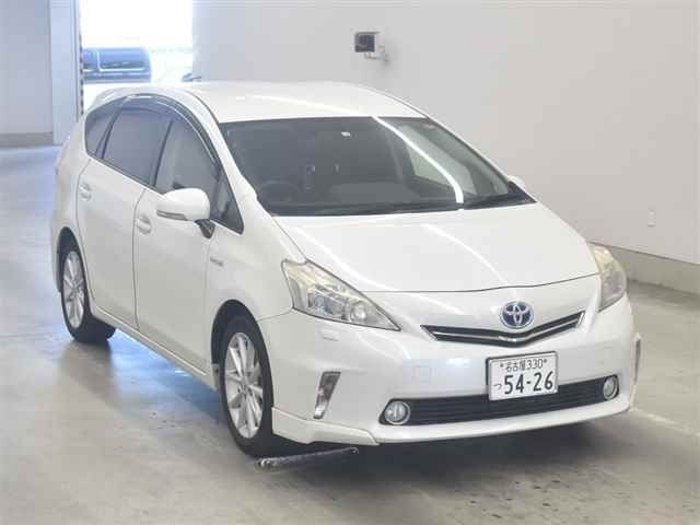 70533 TOYOTA PRIUS ALPHA ZVW41W 2012 г. (MIRIVE Aichi)